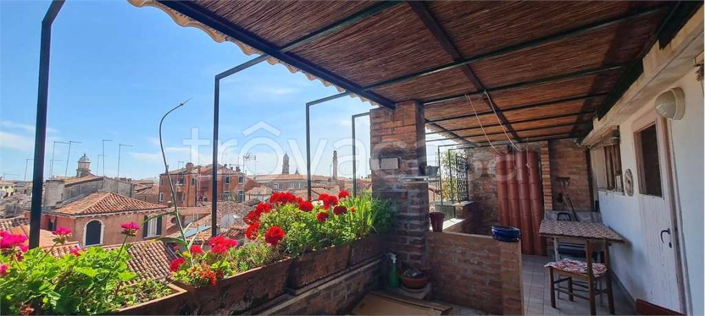 appartamento in affitto a Venezia