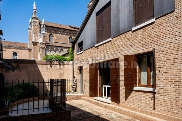 appartamento in affitto a Venezia in zona Sestiere Cannaregio