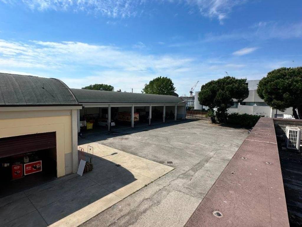 locale commerciale in affitto a Venezia in zona Marghera