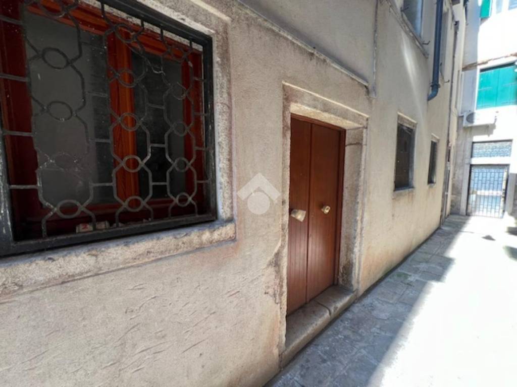 locale commerciale in affitto a Venezia in zona Sestiere San Marco