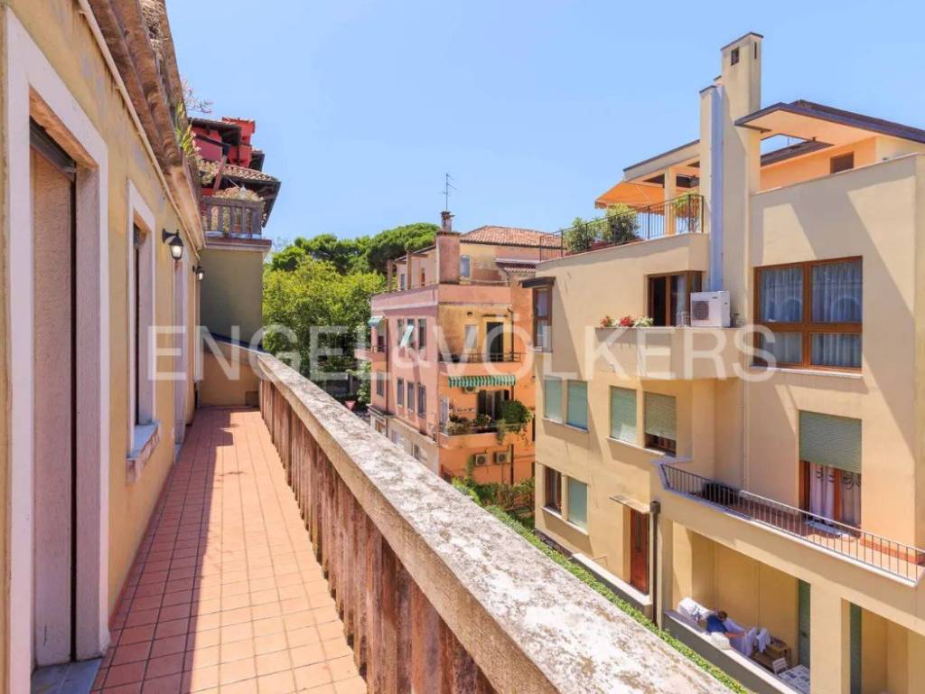 appartamento in affitto a Venezia in zona Lido di Venezia