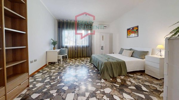 negozio in affitto a Venezia in zona Carpenedo