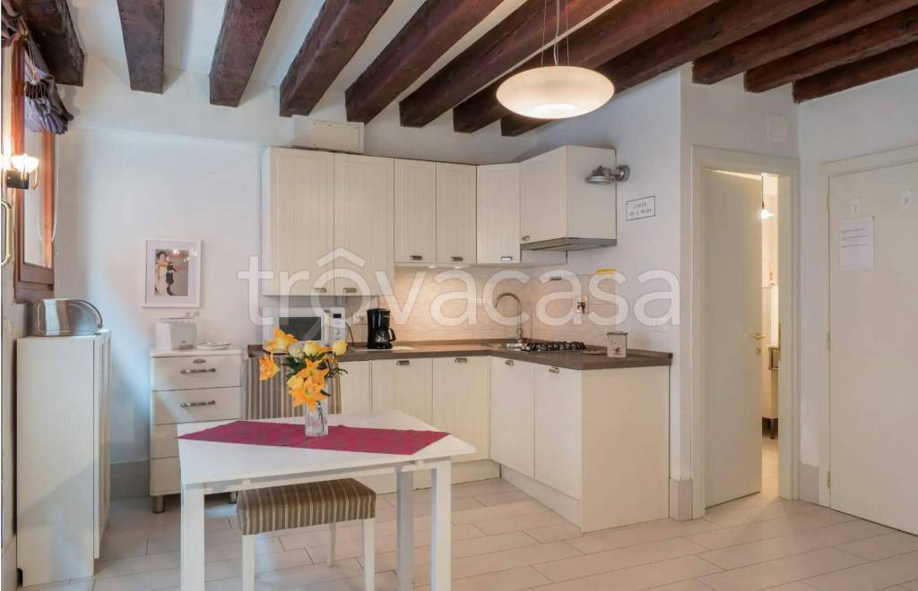 appartamento in affitto a Venezia in zona Sestiere Cannaregio