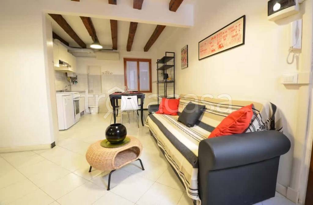 appartamento in affitto a Venezia in zona Sestiere San Polo