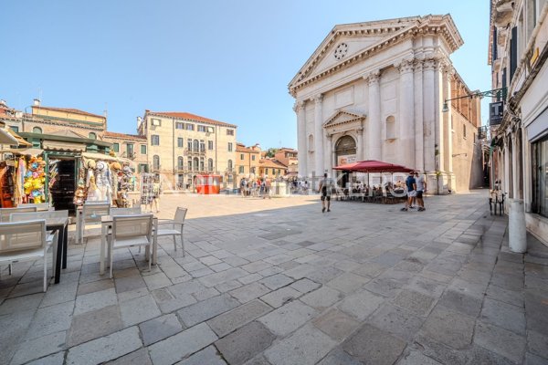 negozio in affitto a Venezia in zona Sestiere Dorsoduro