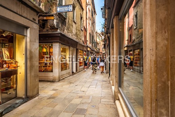 negozio in affitto a Venezia in zona Sestiere San Marco
