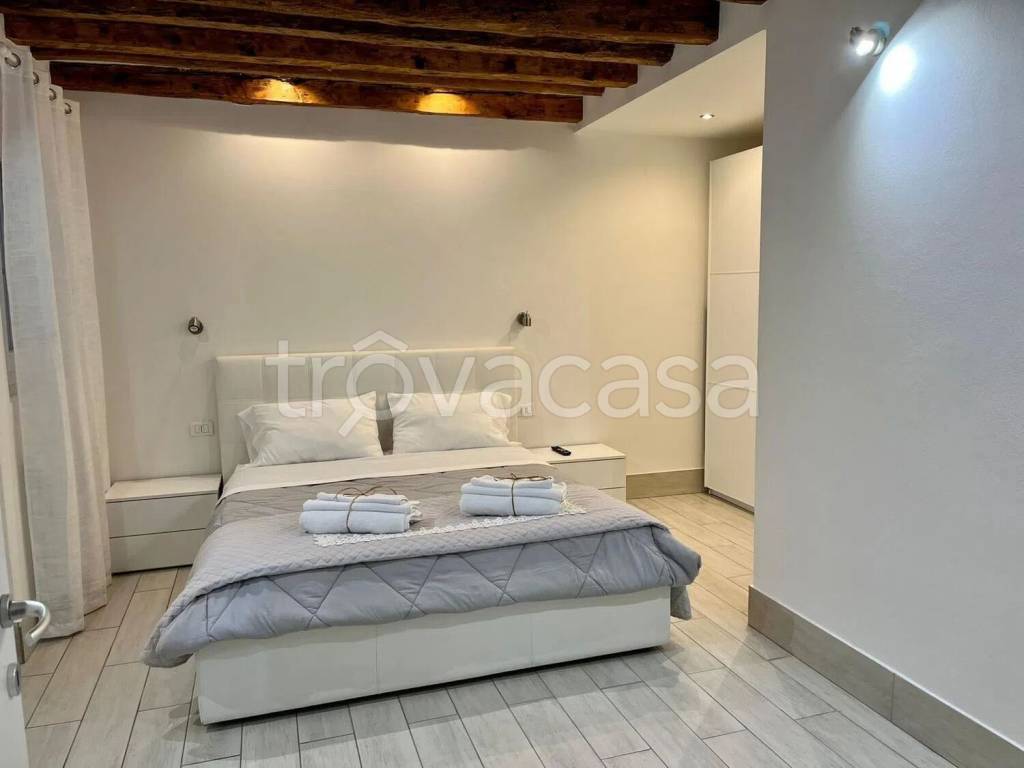 appartamento in affitto a Venezia in zona Sestiere Cannaregio