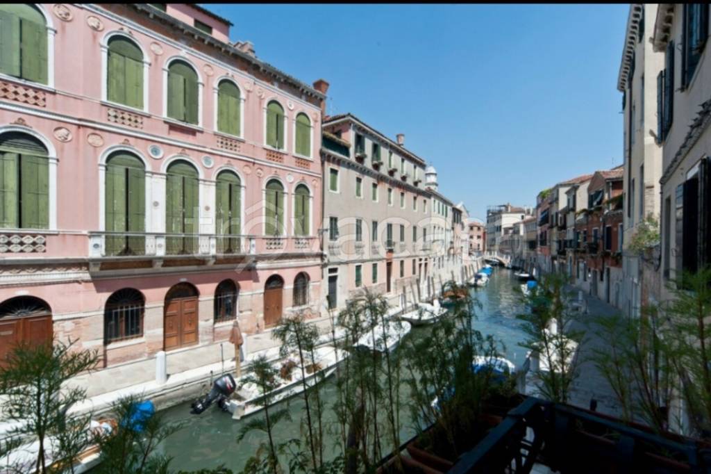 appartamento in affitto a Venezia