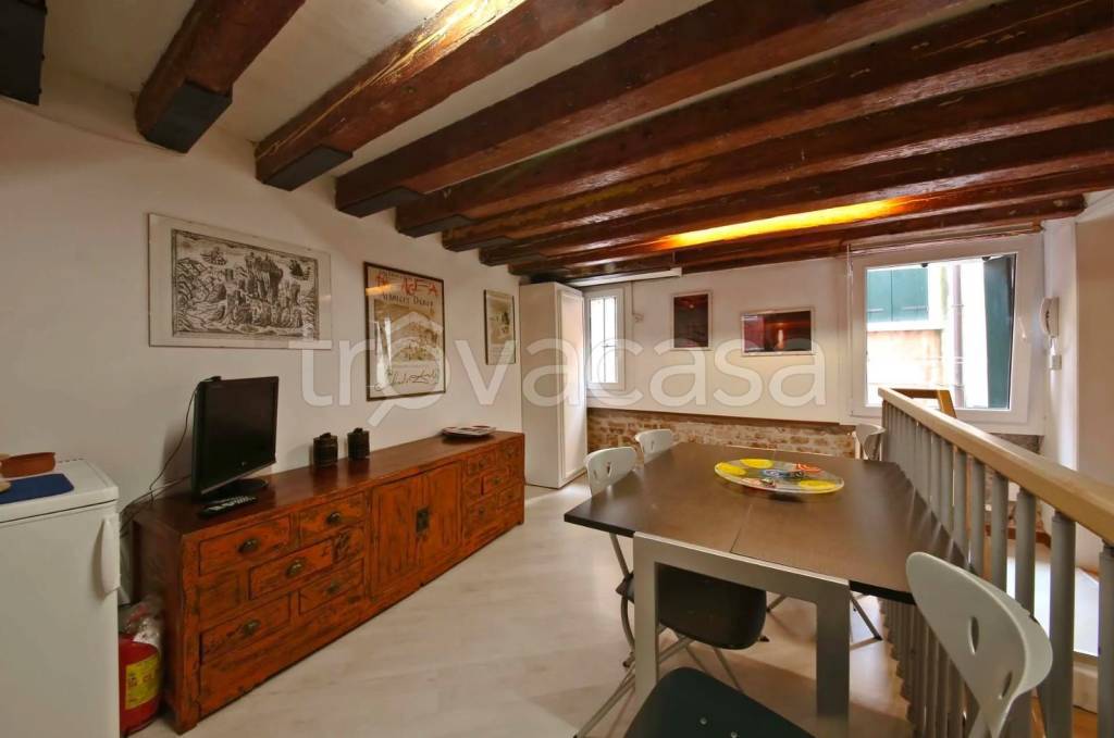 appartamento in affitto a Venezia in zona Sestiere Cannaregio