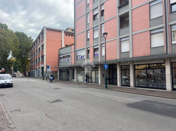 negozio in affitto a Venezia in zona Mestre