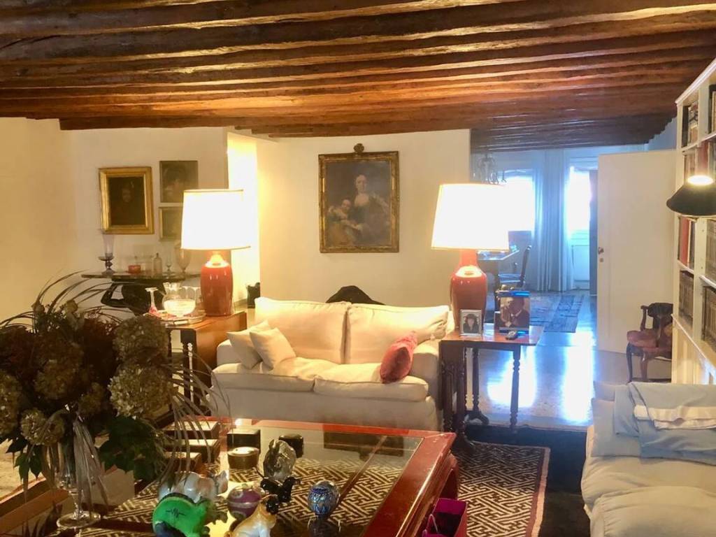 appartamento in affitto a Venezia