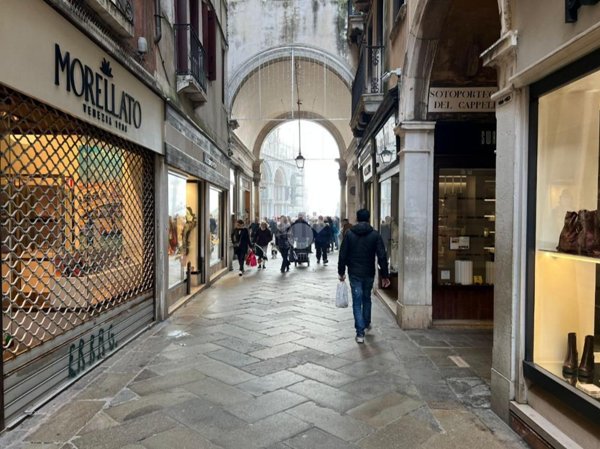 locale di sgombero in affitto a Venezia in zona Sestiere San Marco