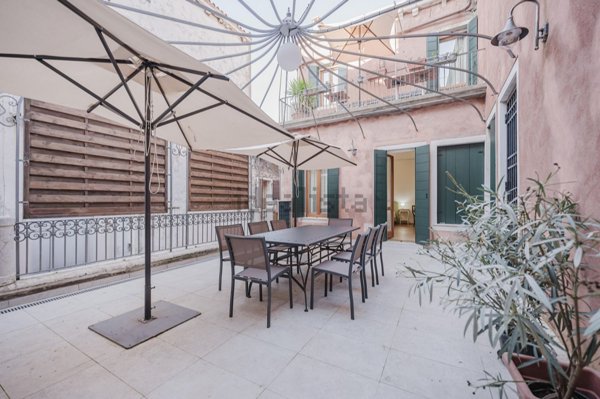 appartamento in affitto a Venezia in zona Murano