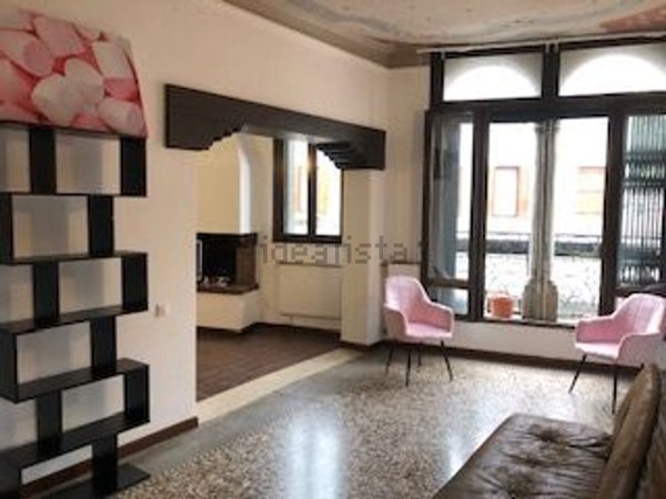 appartamento in affitto a Venezia in zona Sestiere Dorsoduro