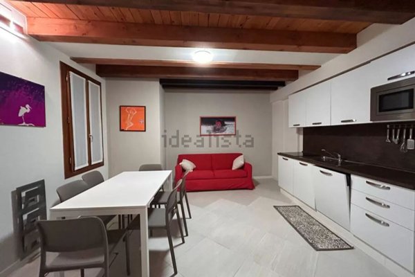 appartamento in affitto a Venezia in zona Sestiere Dorsoduro