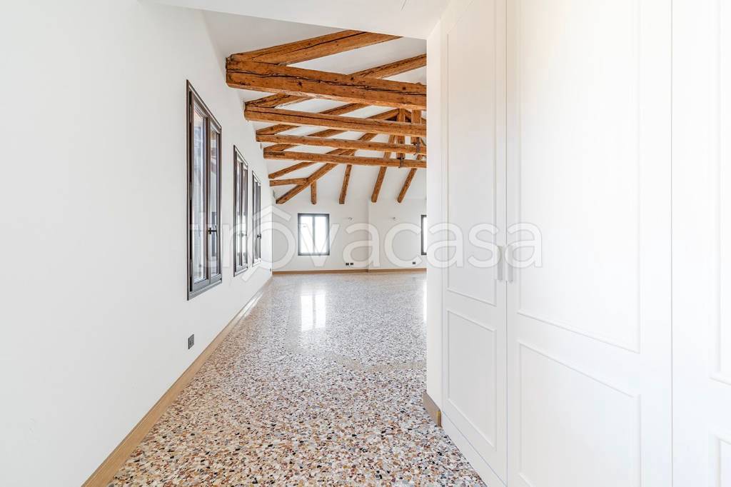 appartamento in affitto a Venezia in zona Sestiere San Polo