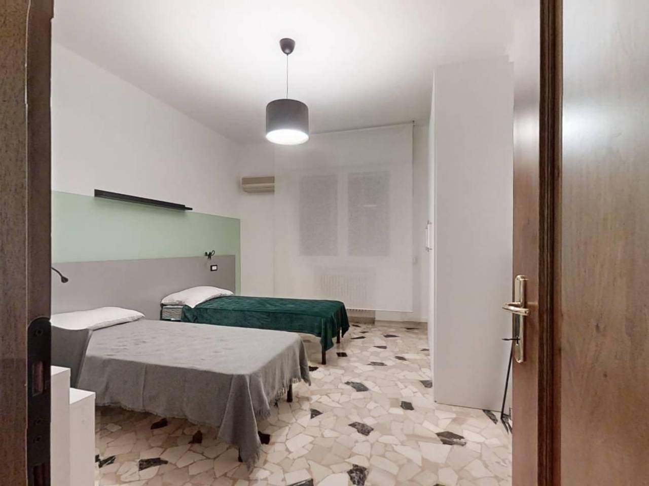 negozio in affitto a Venezia in zona Carpenedo