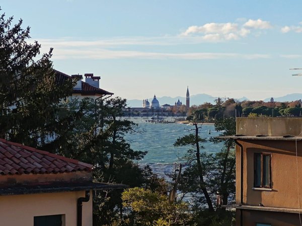 appartamento in affitto a Venezia in zona Lido di Venezia