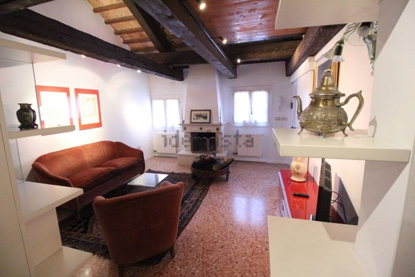 appartamento in affitto a Venezia in zona Sestiere Dorsoduro