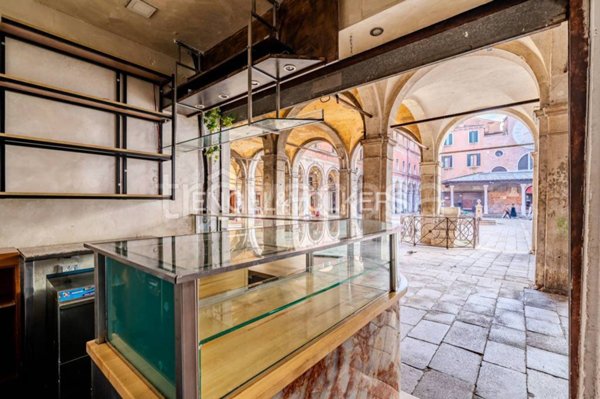 negozio in affitto a Venezia