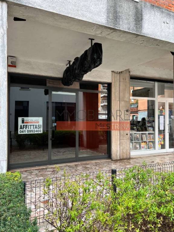 negozio in affitto a Venezia in zona Mestre