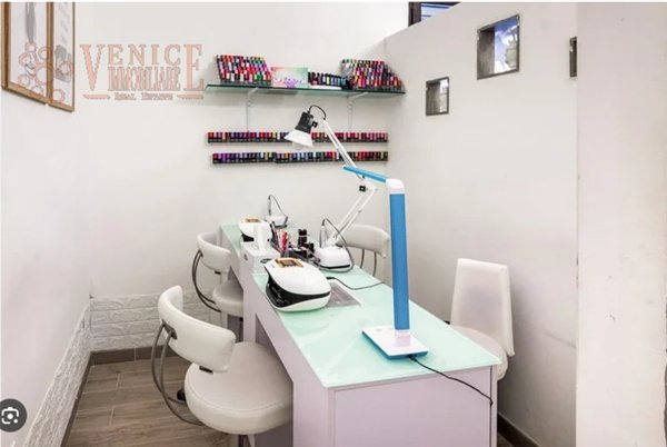 negozio in affitto a Venezia in zona Mestre