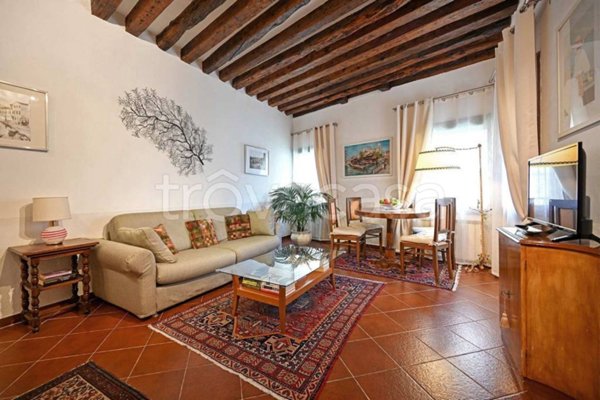 appartamento in affitto a Venezia in zona Sestiere Dorsoduro