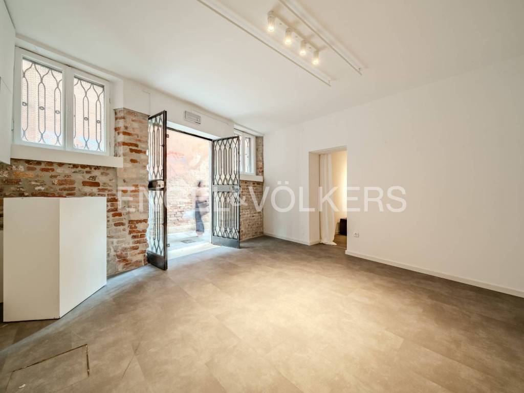 negozio in affitto a Venezia in zona Sestiere Santa Croce