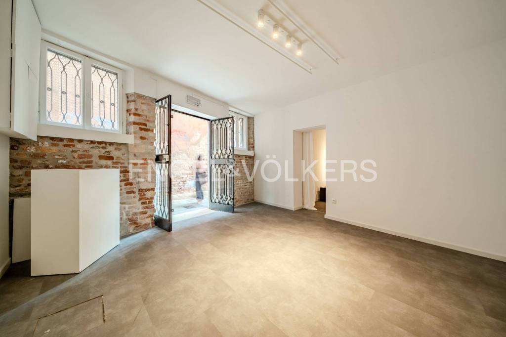 negozio in affitto a Venezia in zona Sestiere Santa Croce