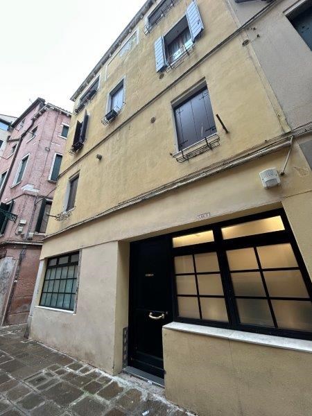 negozio in affitto a Venezia