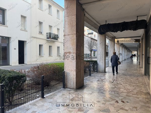 negozio in affitto a Venezia in zona Mestre