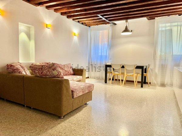 appartamento in affitto a Venezia in zona Sestiere Cannaregio
