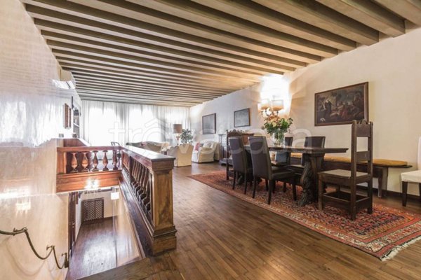 appartamento in affitto a Venezia