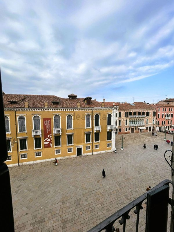 appartamento in affitto a Venezia in zona Murano
