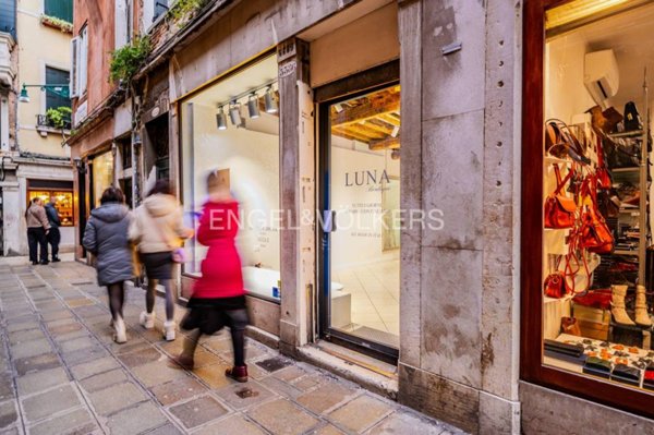 negozio in affitto a Venezia in zona Sestiere San Marco