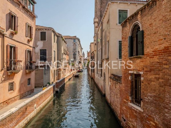 negozio in affitto a Venezia in zona Sestiere Dorsoduro