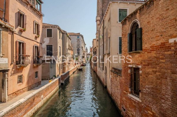 negozio in affitto a Venezia