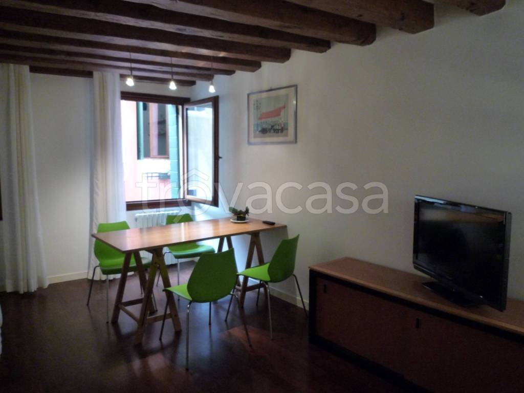 appartamento in affitto a Venezia in zona Sestiere San Polo