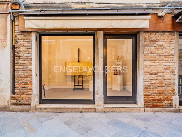 negozio in affitto a Venezia in zona Sestiere Dorsoduro