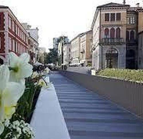 negozio in affitto a Venezia in zona Marghera