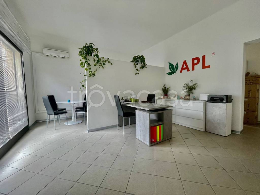 negozio in affitto a Venezia in zona Marghera