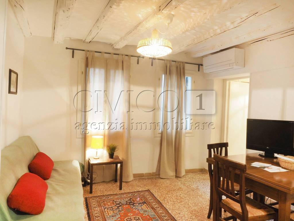 appartamento in affitto a Venezia in zona Sestiere San Polo