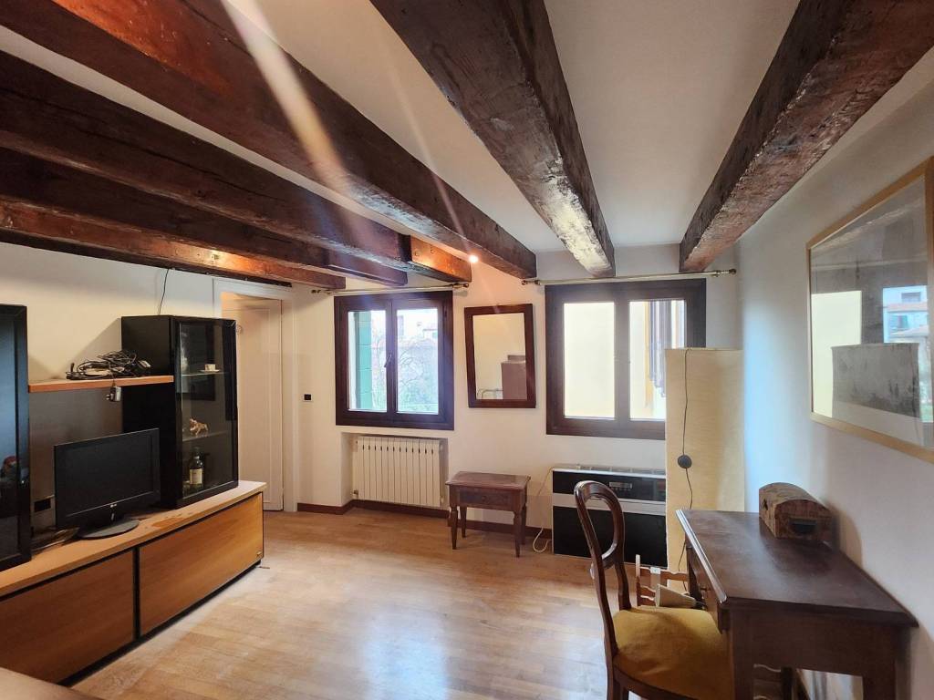 appartamento in affitto a Venezia in zona Sestiere San Polo