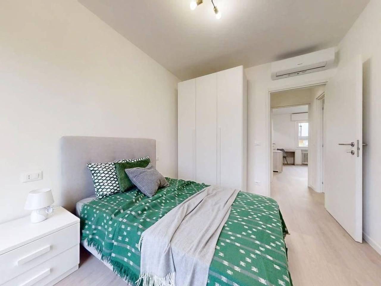 negozio in affitto a Venezia in zona Carpenedo