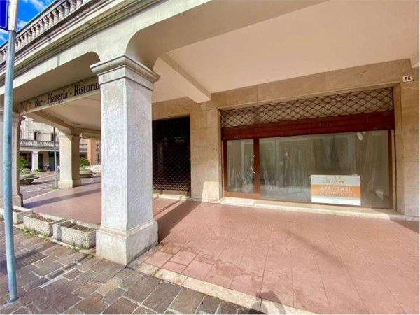 negozio in affitto a Venezia in zona Marghera