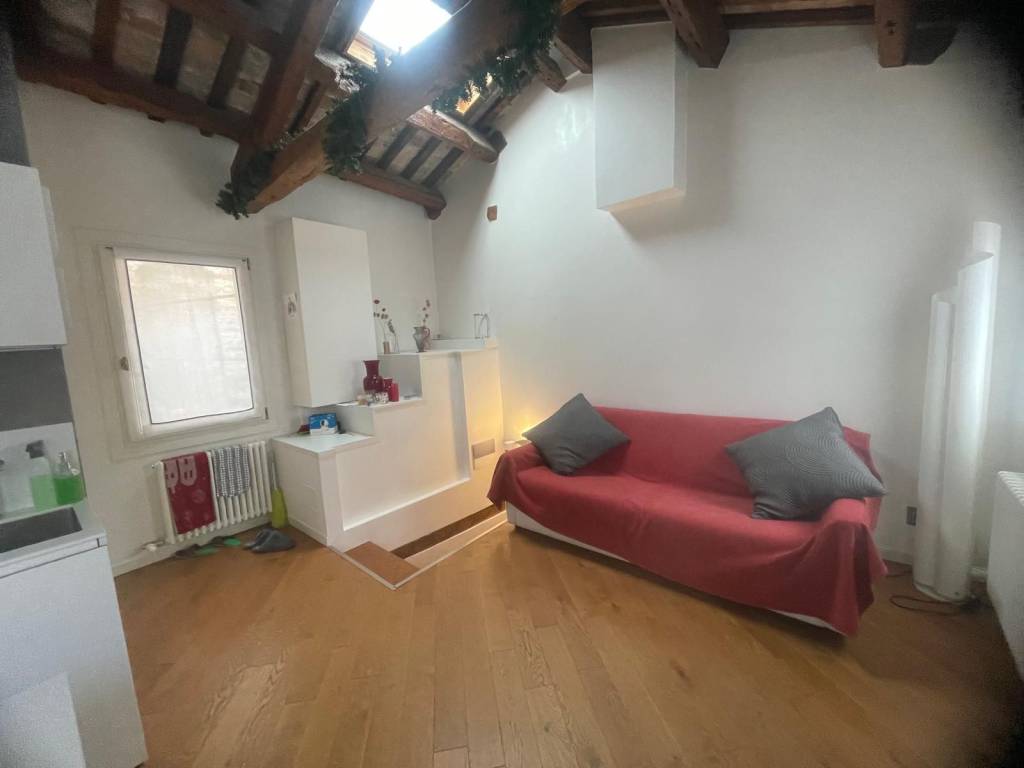 appartamento in affitto a Venezia