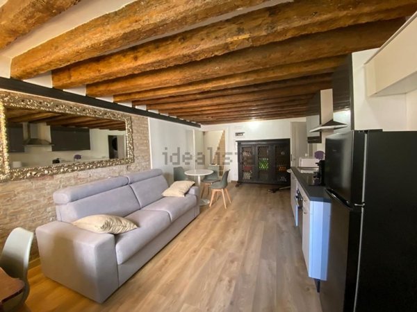 appartamento in affitto a Venezia in zona Sestiere Cannaregio