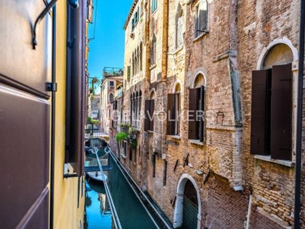 casa indipendente in affitto a Venezia in zona Sestiere Santa Croce