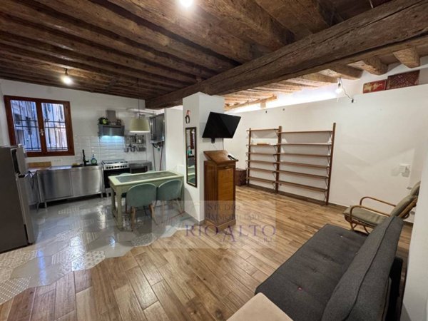 appartamento in affitto a Venezia in zona Sestiere Santa Croce