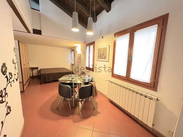 appartamento in affitto a Venezia in zona Sestiere Dorsoduro
